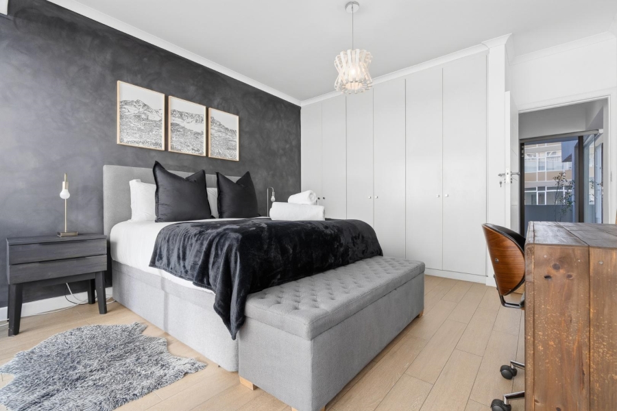 1 Bedroom Property for Sale in Green Point Western Cape